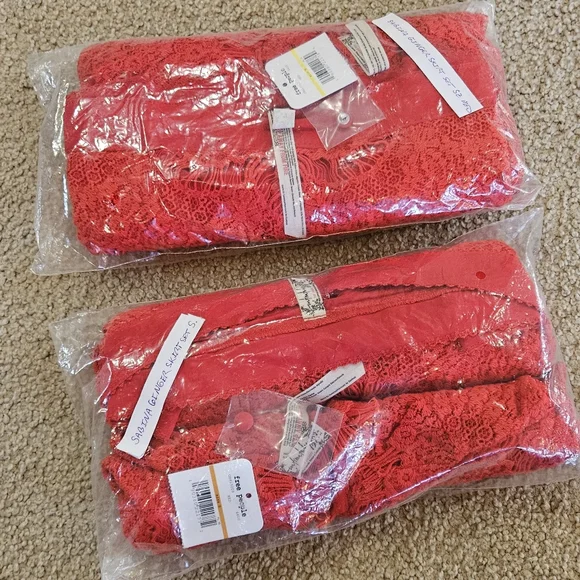 Free People Sabina Ginger Set Crop Top Mini Skirt Lace Red Sizes Sm & Md NWT - Picture 10 of 16
